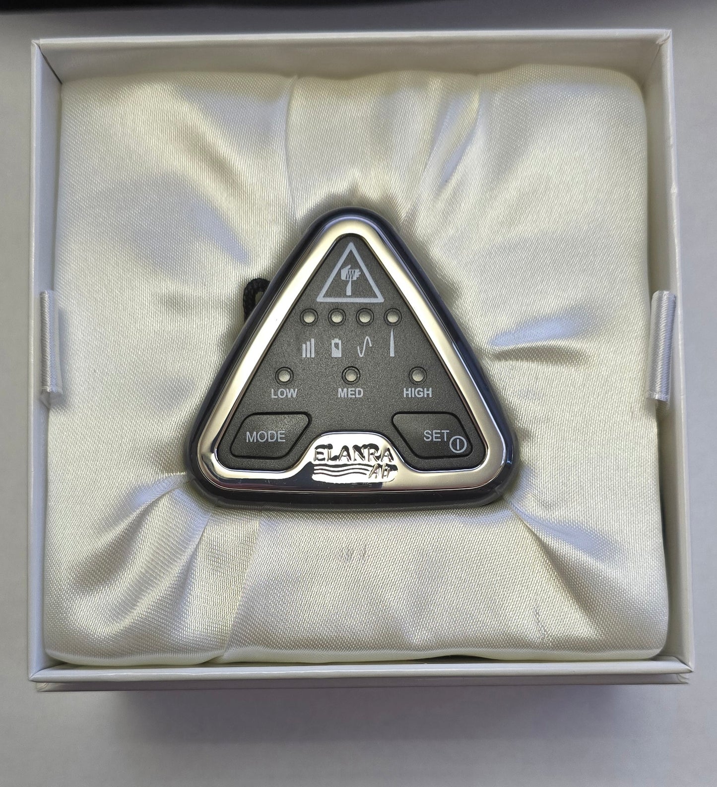 Elanra Air Pendant (ioniseur d'air médical portable)