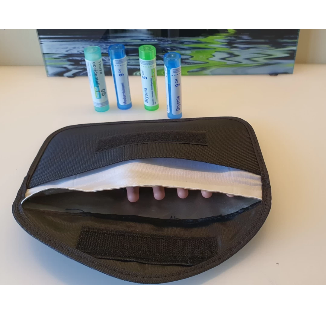 Pochette 20 X 10 cm blindée contre les ondes électromagnétiques